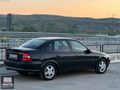 Elif Otomotiv'den Cam Gibi Opel Vectra