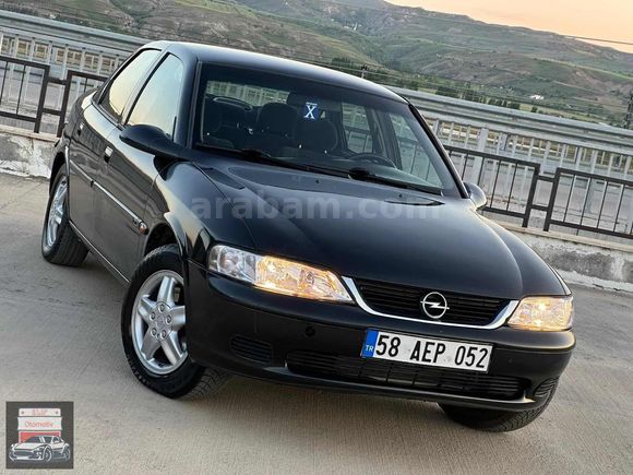 Elif Otomotiv'den Cam Gibi Opel Vectra