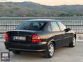 Elif Otomotiv'den Cam Gibi Opel Vectra
