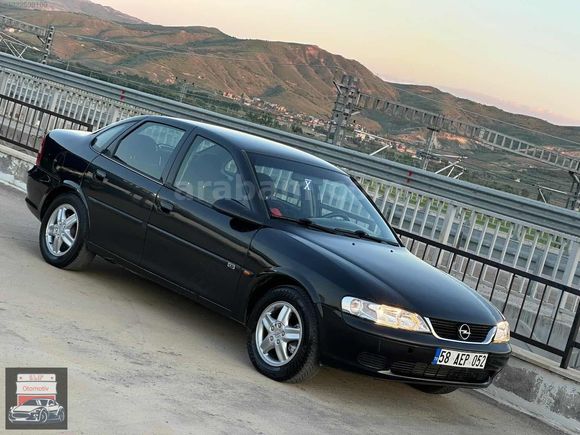 Elif Otomotiv'den Cam Gibi Opel Vectra