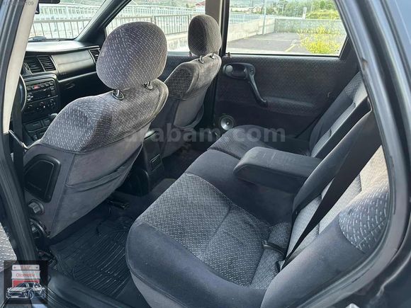 Elif Otomotiv'den Cam Gibi Opel Vectra