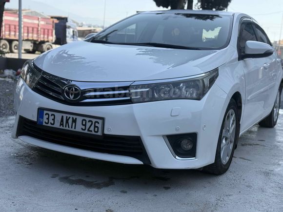 Sahibinden Toyota Corolla 1.4 D-4D Premium 
 