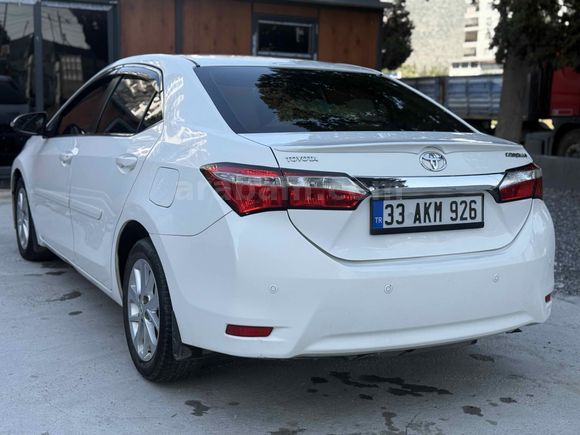 Sahibinden Toyota Corolla 1.4 D-4D Premium 
 