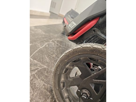SADECE 200KM ZT3 PRO