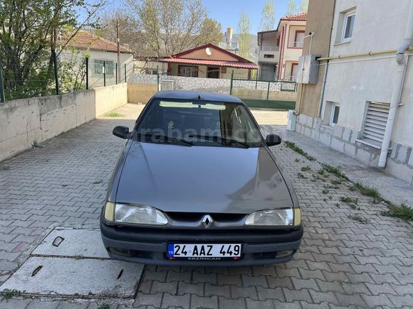 Sahibinden Renault R 19 1.4 Europa RNA 2000 Model  325.000 km Füme