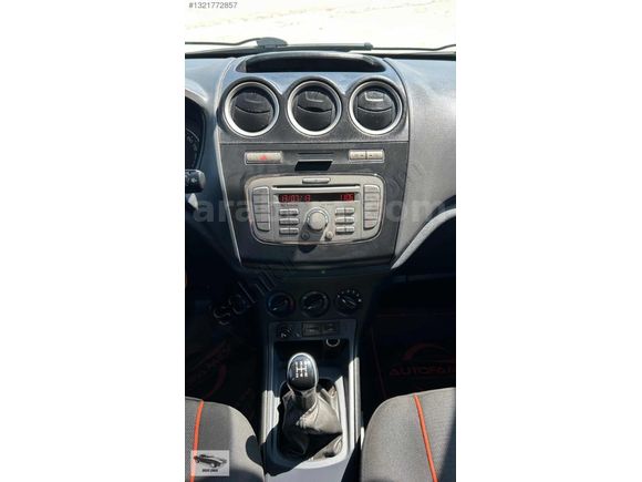 2013 Connect Blackline hatasız.ilk elden.(350.000kmde)