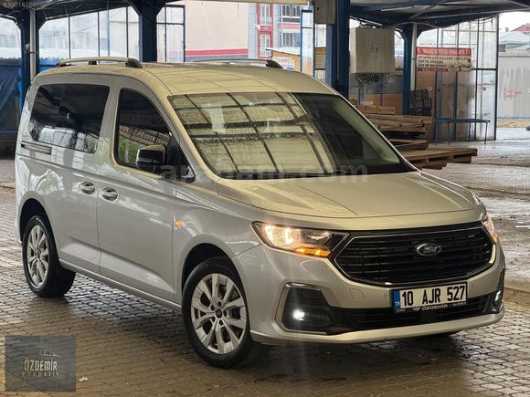 2023 FORD TOURNEO CONNECT 2.0 ECOBLUE TİTANIUM OTM.VİTES HATASIZ
