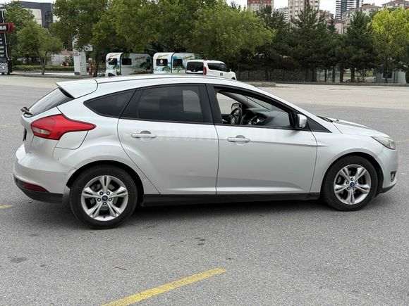 Sahibinden Ford Focus 1.6 TDCi Style 2015 Model 