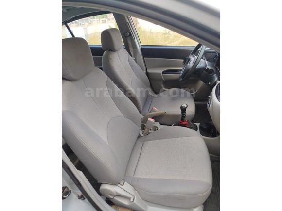 Sahibinden Hyundai Accent Era 1.5 CRDi-VGT Select 2006 Model