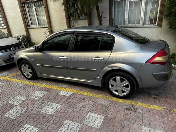 Sahibinden Renault Megane 1.5 dCi Dynamique 2005 Model 