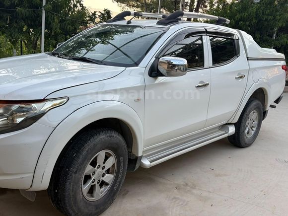 Sahibinden Mitsubishi L 200 4x2 Storm 2017 Model