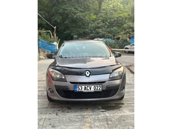 Sahibinden Renault Megane 1.5 dCi Expression 2011 Model 