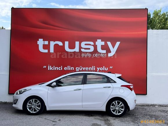 TRUSTY ONATÇA'DAN HYUNDAİ İ30