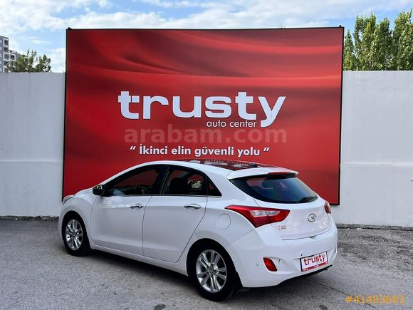 TRUSTY ONATÇA'DAN HYUNDAİ İ30