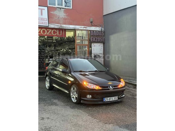 Sahibinden Peugeot 206 1.4 X-Line 2003 Model 