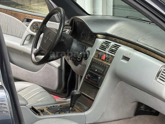 BB BEYCAR DAN 1997 OTOMATİK E 200 AVANGARDE