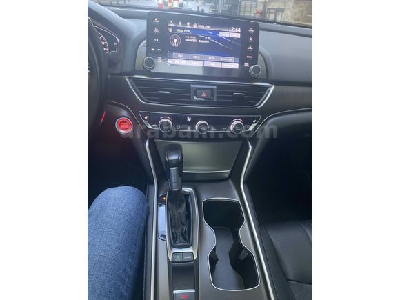 Sahibinden Honda Accord 1.5 VTEC Executive Plus 2021 Model 