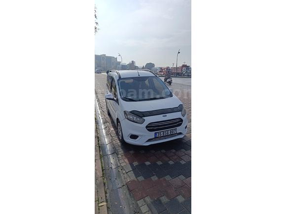 Sahibinden Ford Tourneo Courier 1.5 TDCi Journey Trend 2019 Model