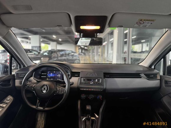 YKTCAR AUTOGROSS'DAN 2023 CLIO EQUILIBRE