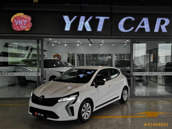 YKTCAR AUTOGROSS'DAN 2023 CLIO EQUILIBRE