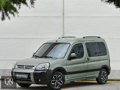 UZN MOTORS'DAN DÜŞÜK KM. MÜKEMMEL KONDİSYONDA ADVENTURE PARTNER