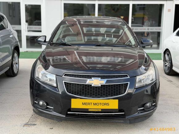 CHEVROLET CRUZE 1.6 BENZİN OTOMATİK