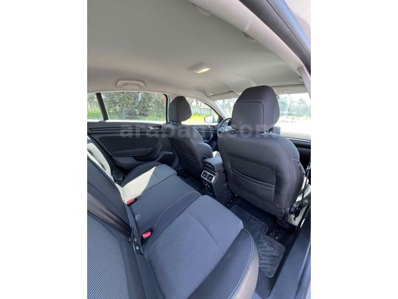 Sahibinden Renault Megane 1.5 Blue DCI Touch 2024 Model 