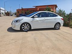 Hyundai Accent blue mode plus 2015 136 beygir 7 ileri otomatik 2.5 parça harici hatasız