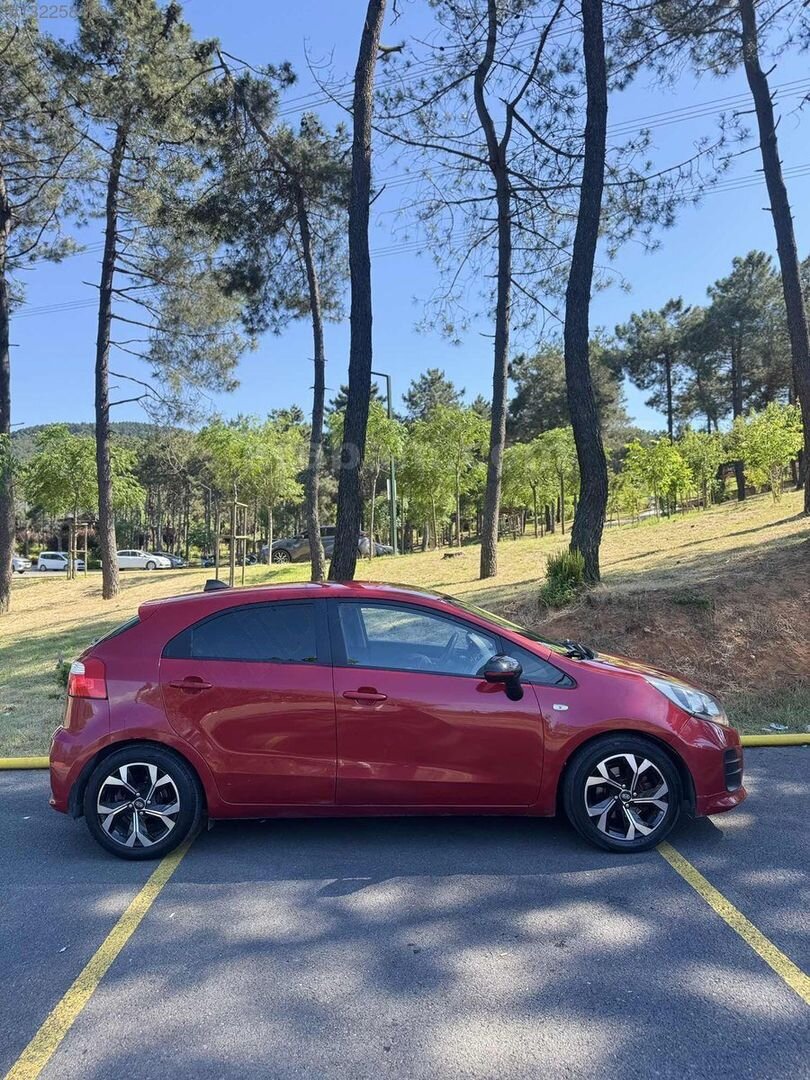 KEFELİ MOTORS'DAN KİA RİO 1.4 CRDİ CONCEPT PAKET DEĞİŞENSİZ 7