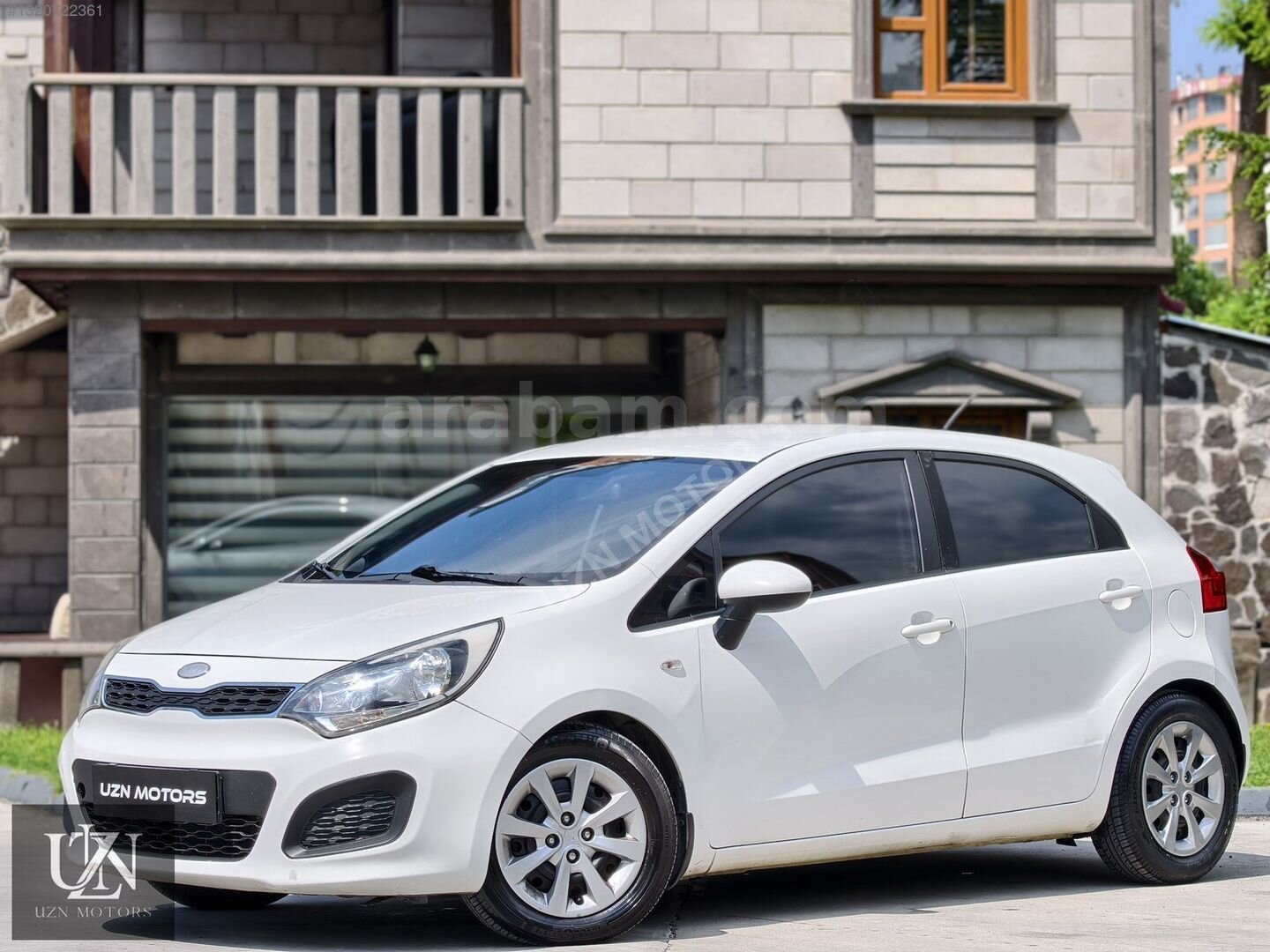 Galeriden Kia Rio 1.4 CRDi Natty 2013 Model Kayseri 286.000 km Beyaz 3