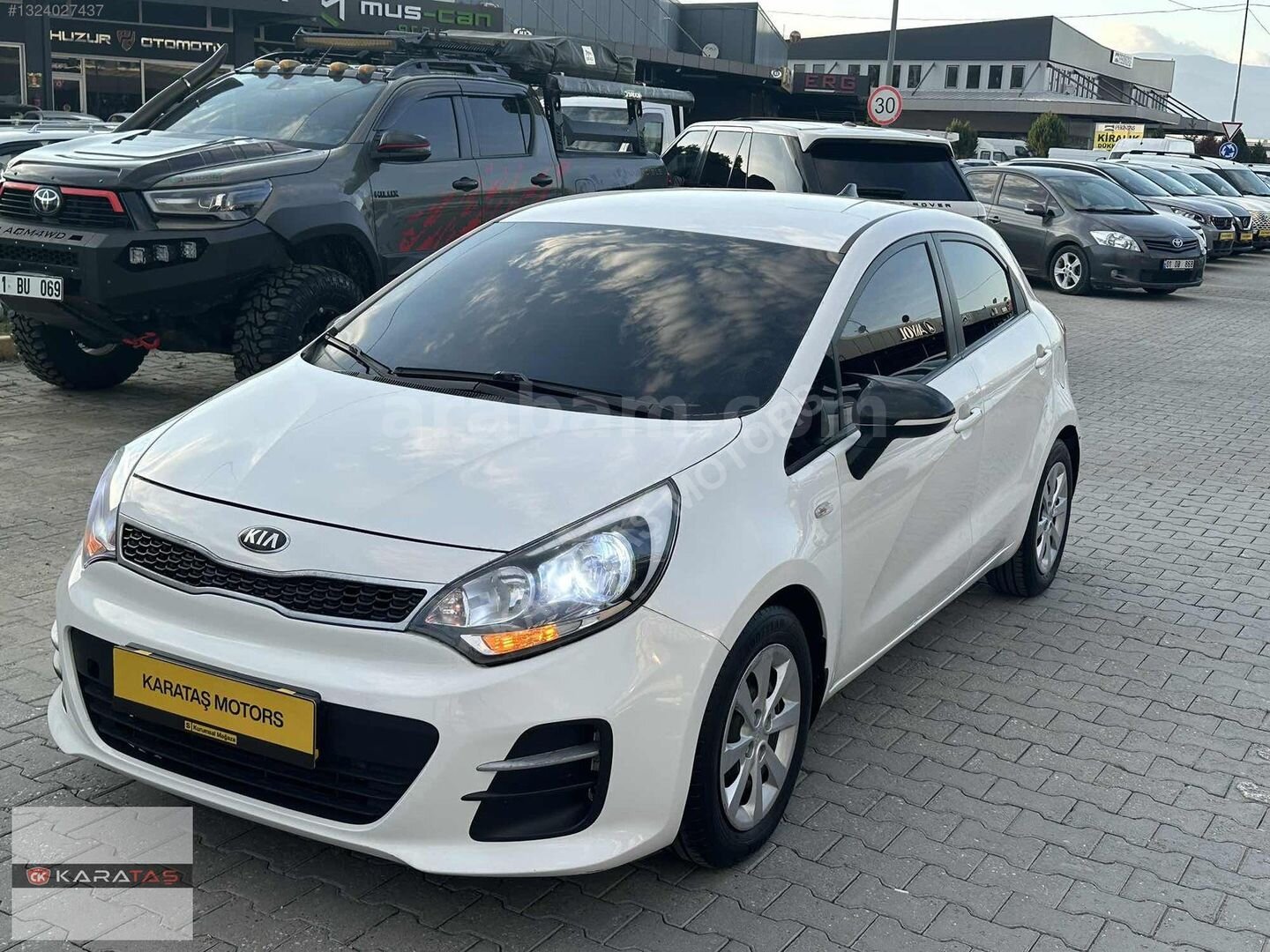 KARATAŞ MOTORS GRUP'TAN KİA RİO DÜŞÜK KM TERTEMİZ BAKIMLI 6