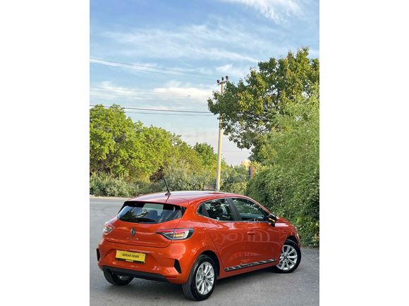 K.Kartına/12/Takst Renault Clio 1.0 TCe Evolution 2024 Model Kırşehir