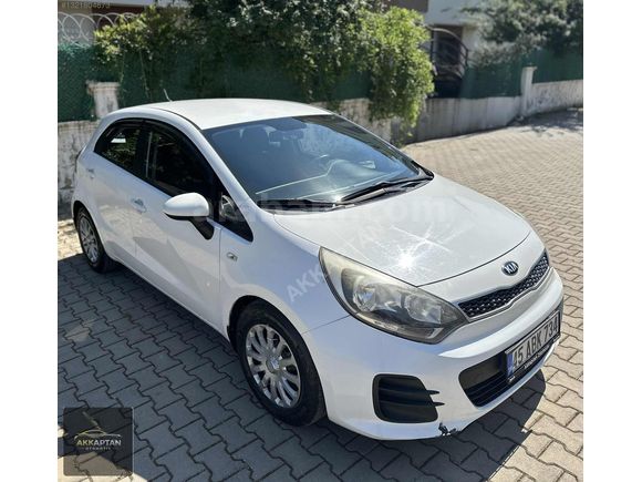 BOYASIZ 2015 KIA RIO 1.4 CRDI 185.000 KM EMSALSİZ TEMİZLİKTE