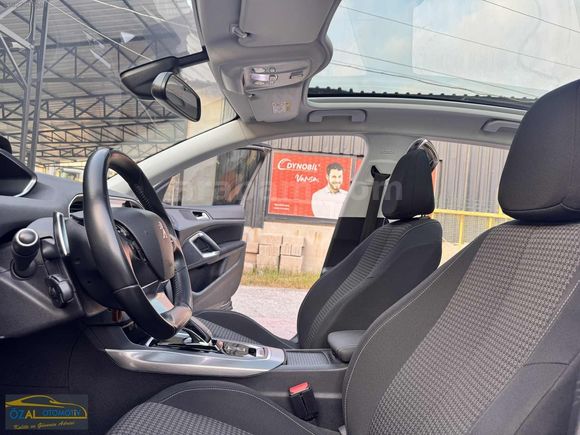2021 PEUGEOT 308 EAT 8 130 HP HATASIZ BOYASIZ 76 BİNDE