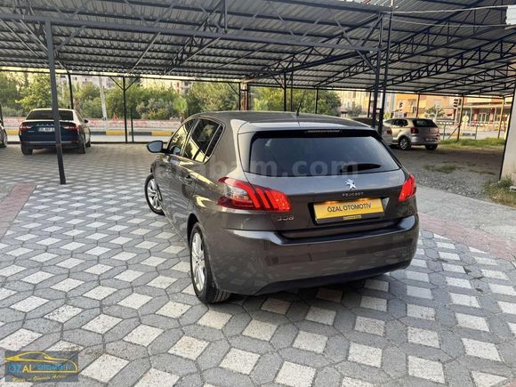 2021 PEUGEOT 308 EAT 8 130 HP HATASIZ BOYASIZ 76 BİNDE