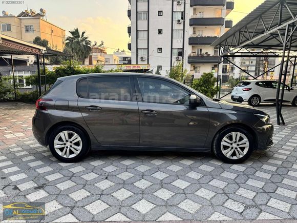 2021 PEUGEOT 308 EAT 8 130 HP HATASIZ BOYASIZ 76 BİNDE