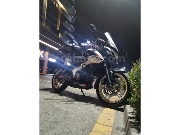 Sahibinden Bajaj Pulsar 200 NS ABS