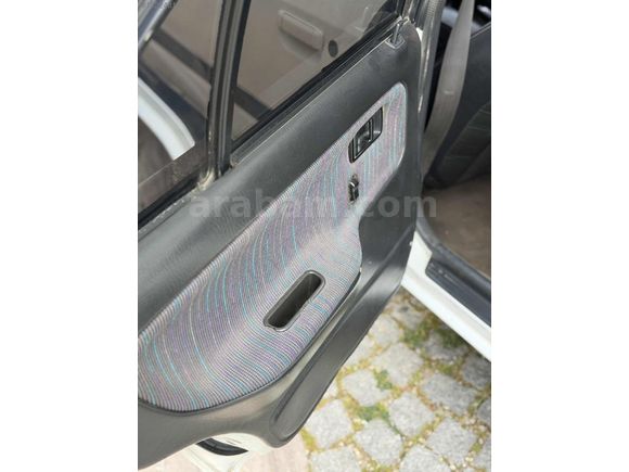 Uygun otomotivden Mazda 323