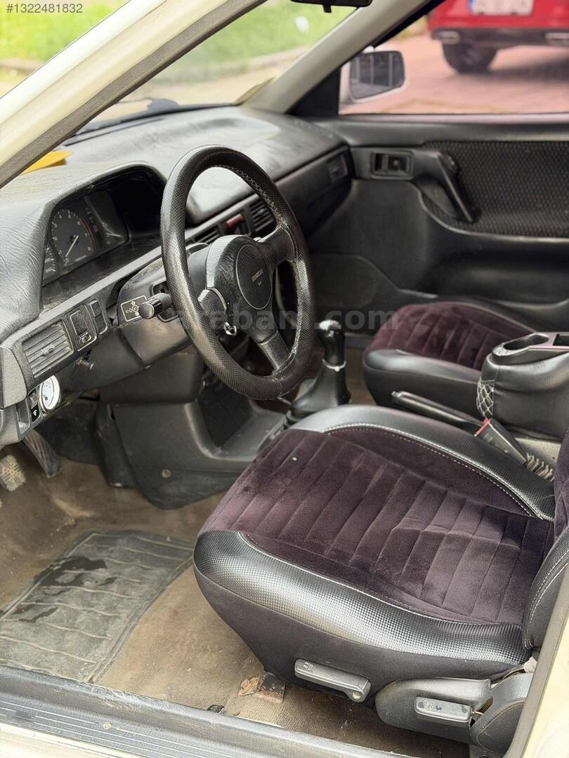 Uygun otomotivden Mazda 323 4
