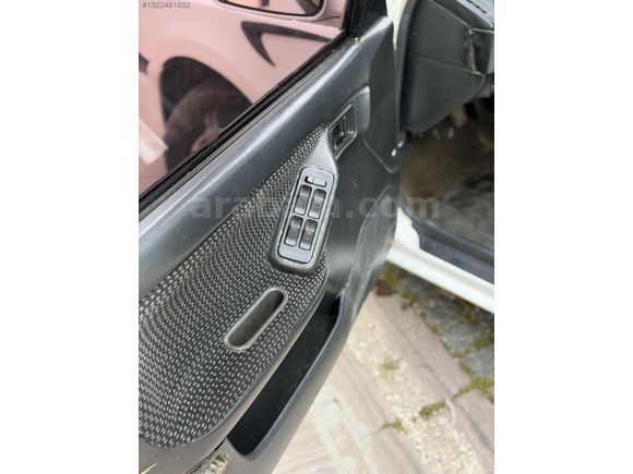 Uygun otomotivden Mazda 323