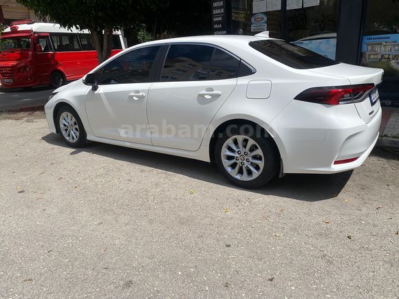 Sahibinden Toyota Corolla 1.5 Dream 2021 Model 