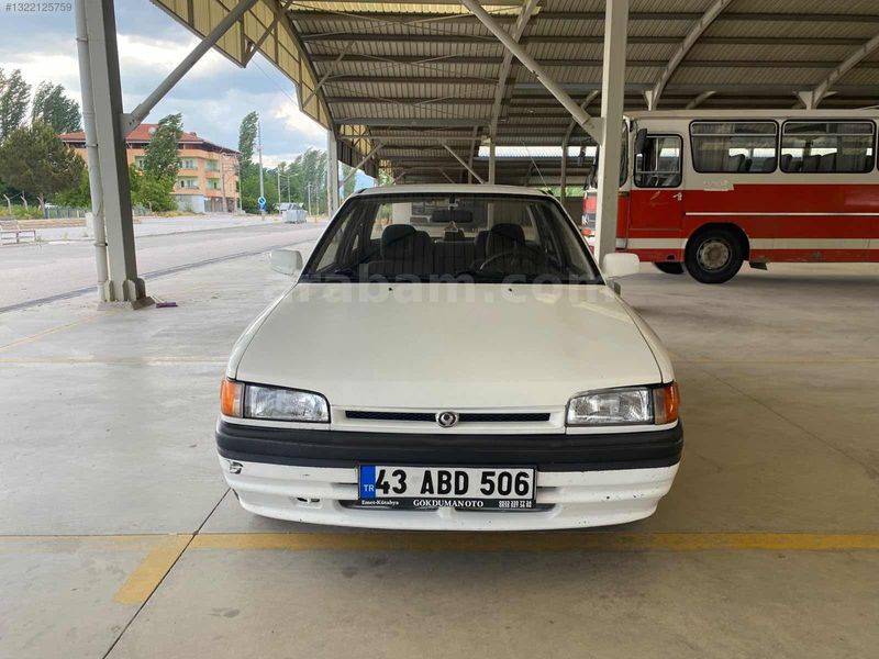 Galeriden Mazda 323 1.6 GLX 1993 Model Kütahya 217.000 km Beyaz