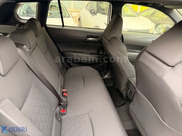 KİRALIK 2026 MODEL 0 KM COROLLA CROSS