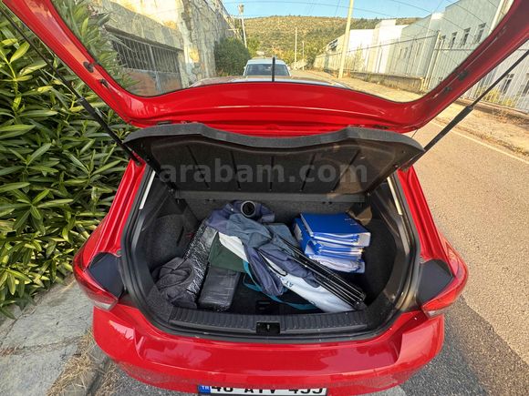 SAHİBİNDEN  OTOMATİK AZ KULLANILMIŞ AİLE ARABASI