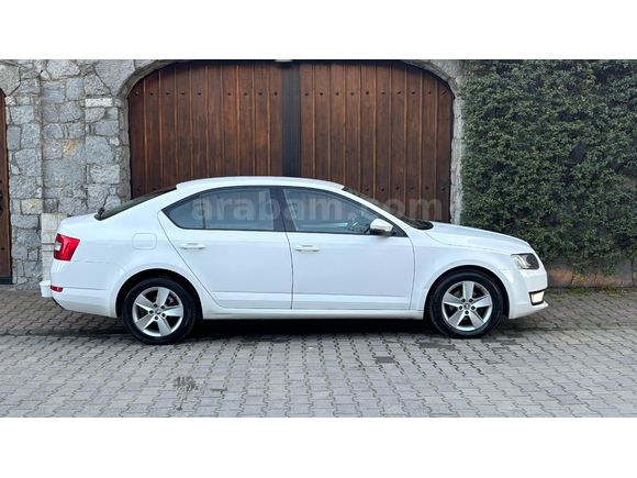 Sahibinden Skoda Octavia 1.6 TDI Optimal 2015 Model