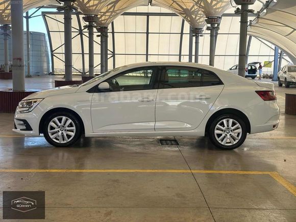 2024 RENAULT MEGANE HATASIZ BOYASIZ