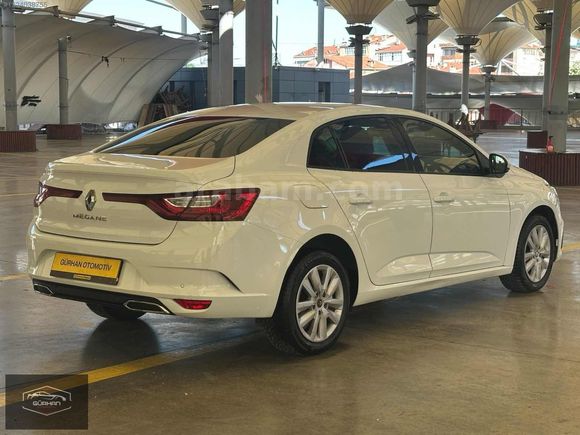 2024 RENAULT MEGANE HATASIZ BOYASIZ