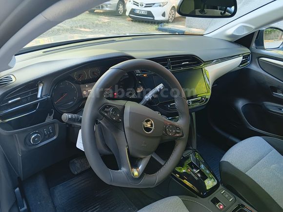 2025 MODEL ORJİNAL OPEL CORSA % 20 FATURALIDIR.