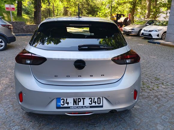 2025 MODEL ORJİNAL OPEL CORSA % 20 FATURALIDIR.