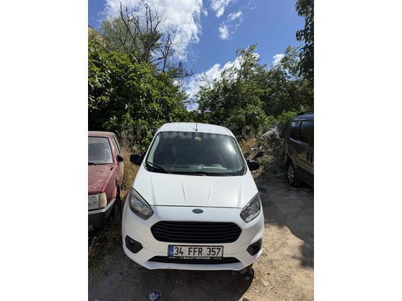 Galeriden Ford Tourneo Courier 1.5 TDCi Delux 2018 Model İstanbul